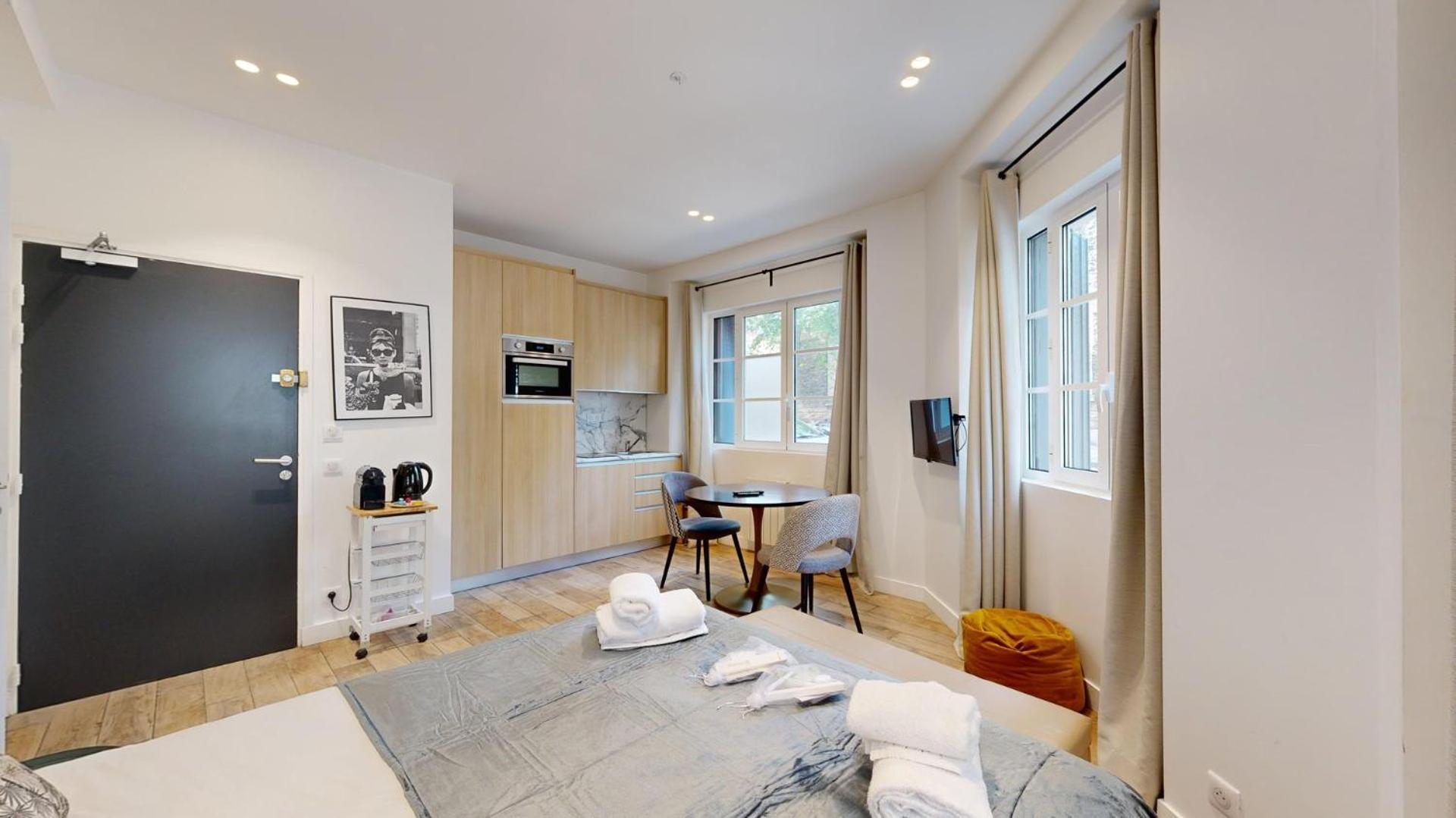 Bluestay 26 - Charmant Studio A Paris